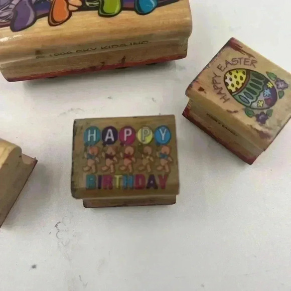 Small Wooden Rubber Stamps - Picture 2 of 13